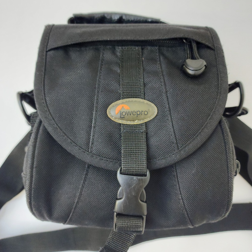 Lowepro EX 120‎ Digital Camera Shoulder Bag Black Padded Case with Strap